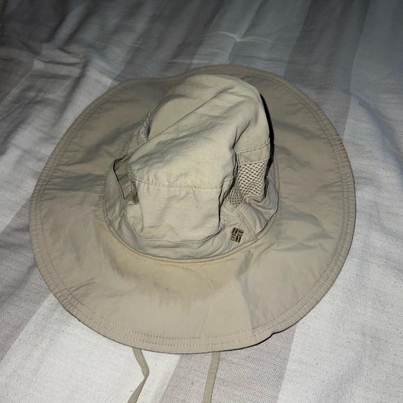 Columbia Light Tan Sun Hat‎ - Picture 1 of 3